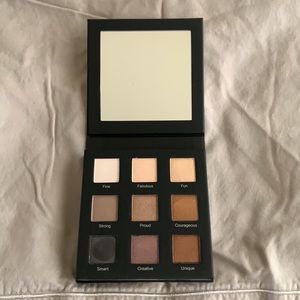 Real Her vol. I shadow palette